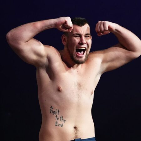 Данило Воеводин дисквалифицирован на два года за допинг и уволен из UFC