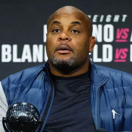 Шок для Дэниела Кормье после UFC 317: Угнали новый грузовик