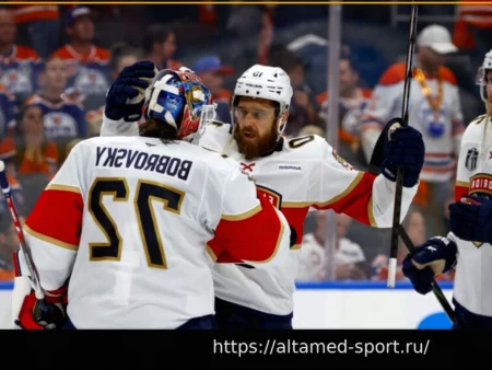Слухи НХЛ: «Флорида Пантерз» работает над продлением контрактов Сергея Бобровского и Эй Джей Грира
