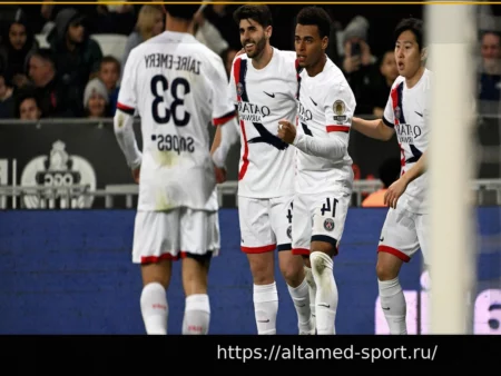 Полемика во Франции: матч «ПСЖ» перенесен из-за Лиги чемпинов. «Ланс»: «Лига 1 подчинена интересам одной стороны»