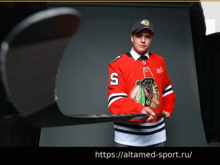 Новости и Слухи о «Блэкхокс»: Обновления по Травмам, Фронделл, Физическая Игра и Многое Другое