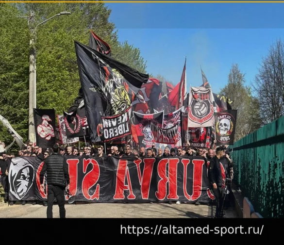 «Наполи» – «Милан»: Запрет на выезд, протест «Курвы Суд» у Миланелло